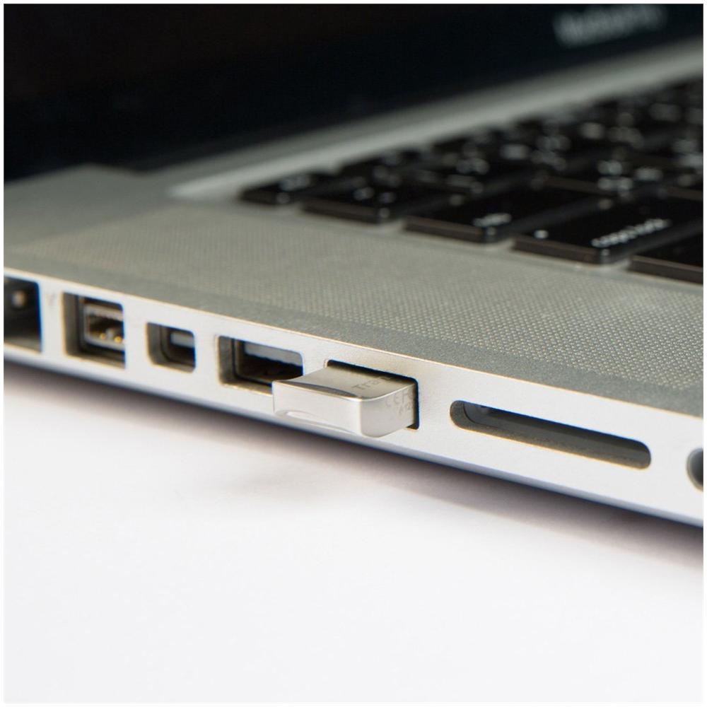 TRANSCEND Chiavetta USB JetFlash 710 32 GB Interfaccia USB 3.0 Colore Argento